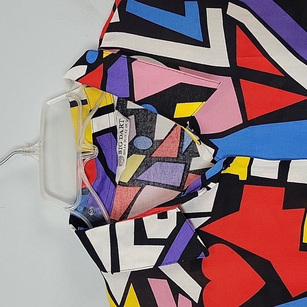 Big Dart Colorful Retro 80s 90s Button Front Coll… - image 2